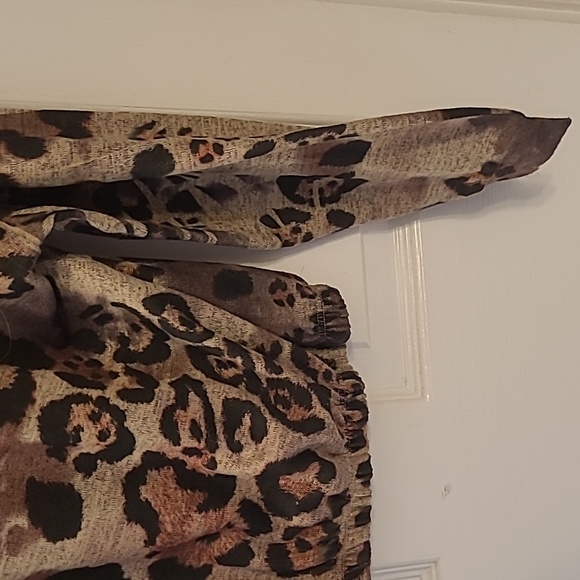 In the Moment light sweater - Picture 4 of 4